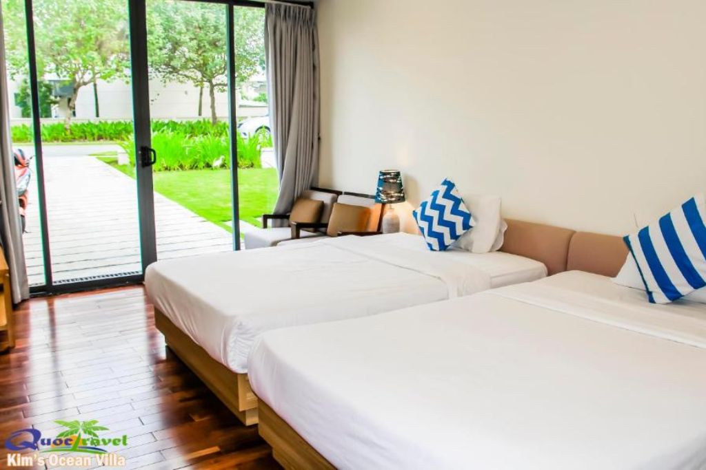 Kim's Ocean view Villa Danang, không gian xanh mát bên bờ biển