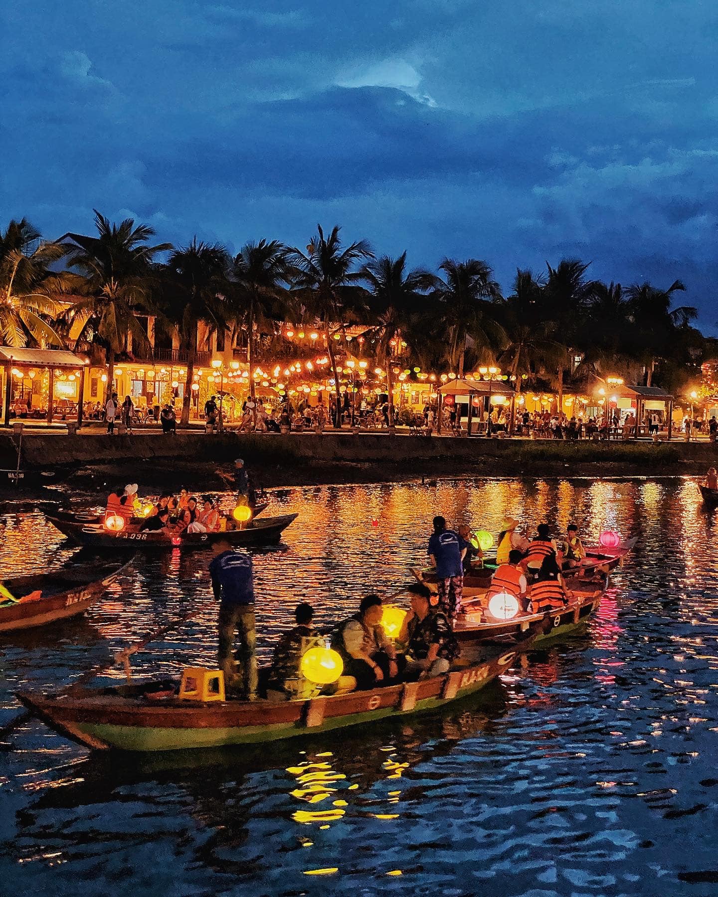 Phố cổ Hội An ngày trở lại vẫn đẹp tựa tranh vẽ
