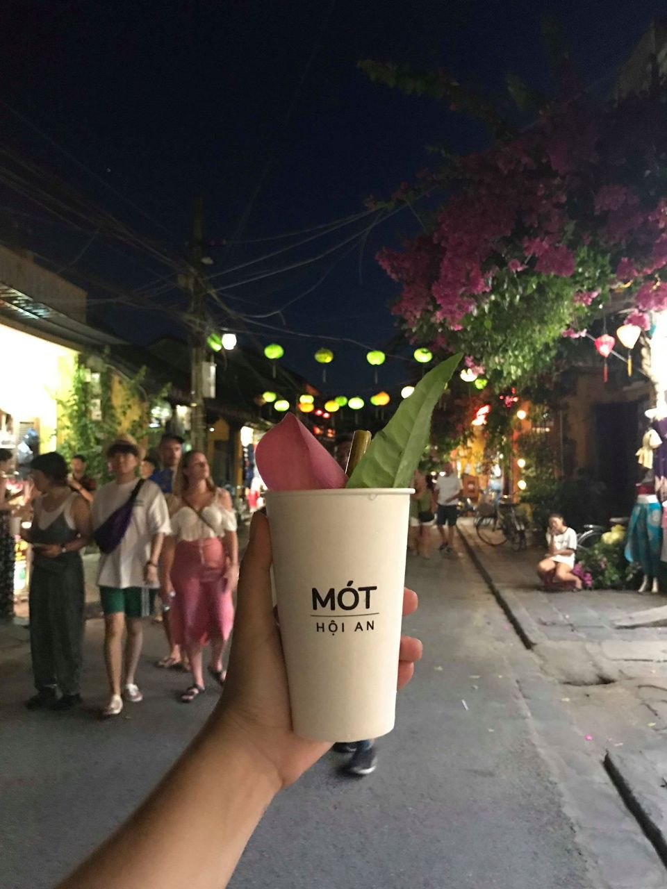 Top 10 món ăn vặt Hội An ngon lạc lối