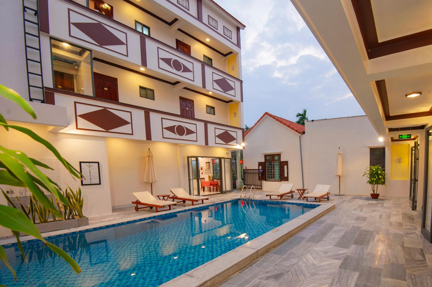 Hoi An Emerald Riverside - Villa sang trọng và đẳng cấp bậc nhất Hội An