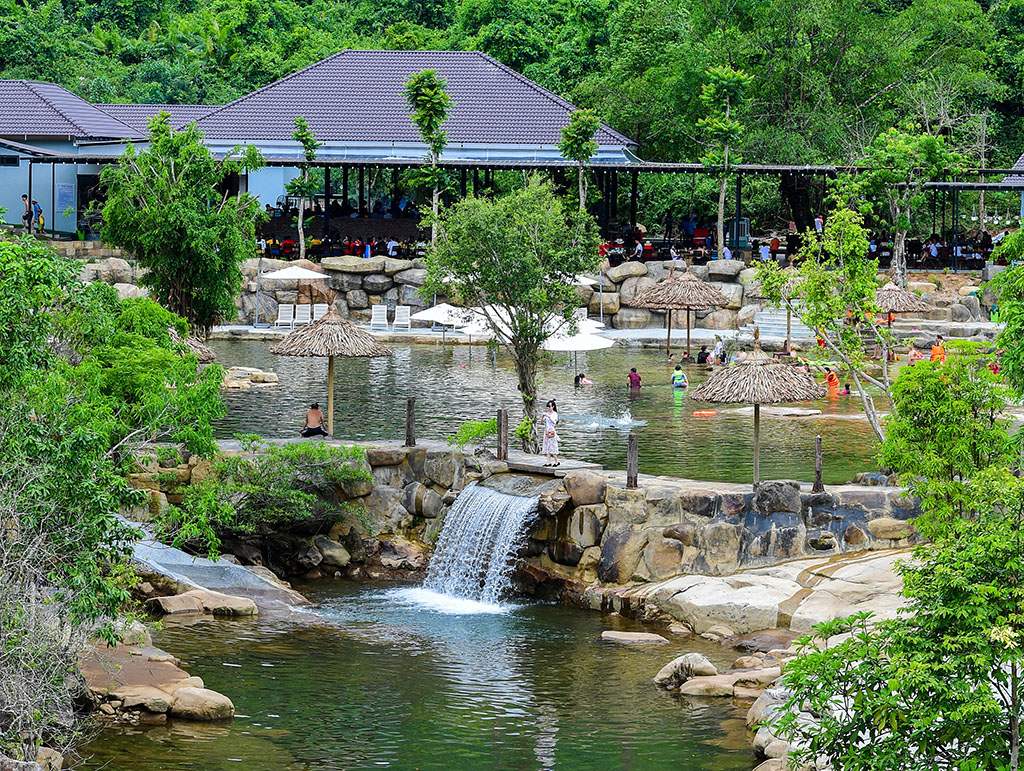 Check-in Bạch Mã Village Huế, thiên đường nghỉ dưỡng giữa núi rừng