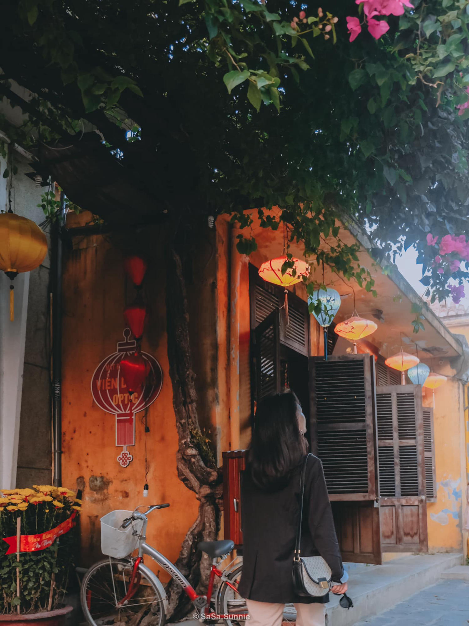 Cùng 9x Song Uyên khám phá phố cổ Hội An với vẻ đẹp nhuốm màu thời gian đầy cảm xúc