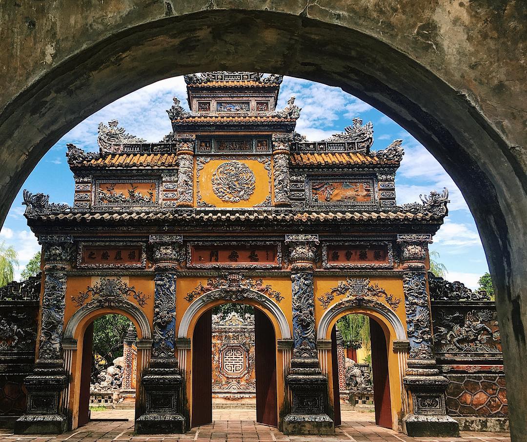 Đại Nội Huế - Nét đẹp cổ kính bên dòng sông Hương thơ mộng