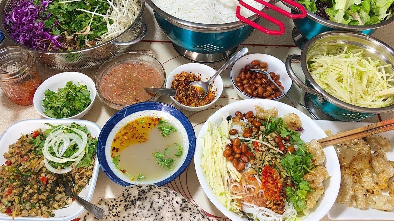 Khám phá Cồn Hến Huế - Đảo nhỏ mộng mơ giữa lòng sông Hương