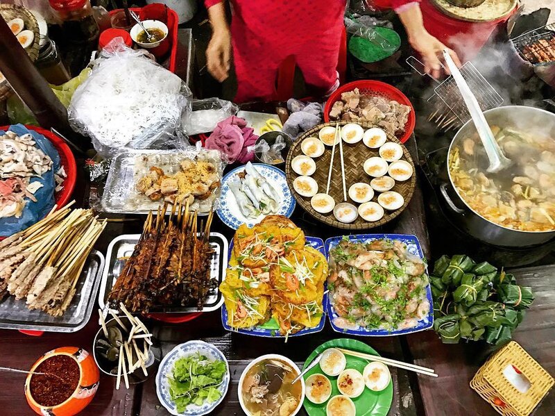 Hue food tour: Hành trình tìm hiểu Huế bằng chính vị giác của mình