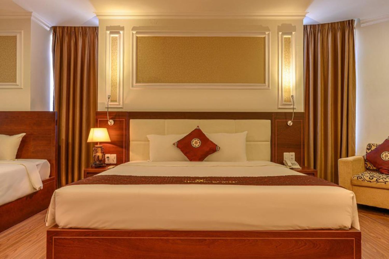 Ocean View Danang Hotel mang vẻ đẹp cổ kính châu Âu