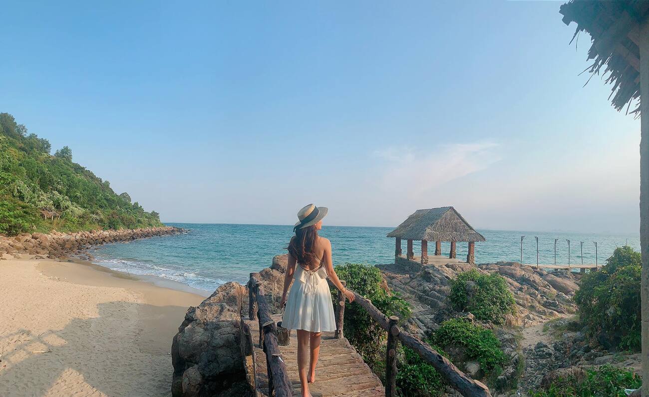 Bãi cỏ cháy Đà Nẵng và những thước hình lung linh