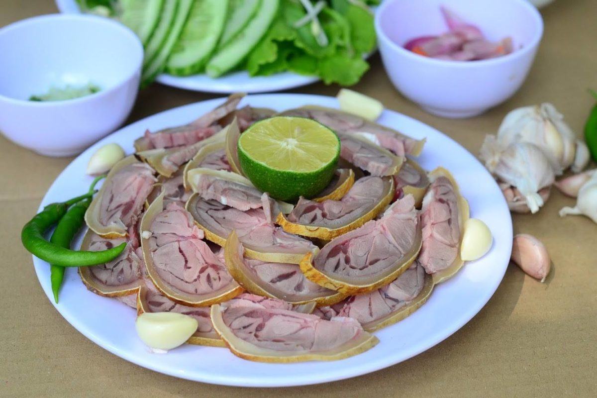 Bê thui Cầu Mống - Đặc sản không thể bỏ qua trong hành trình trải nghiệm món ngon Đà Nẵng